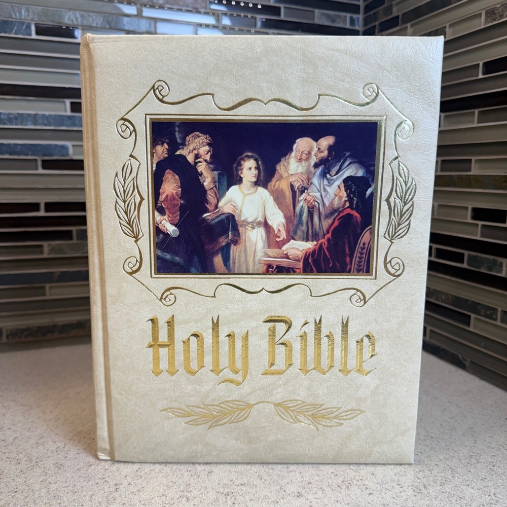 New Heirloom Holy Bible Master Reference Edition KJV Red Letter 1988 Large Print